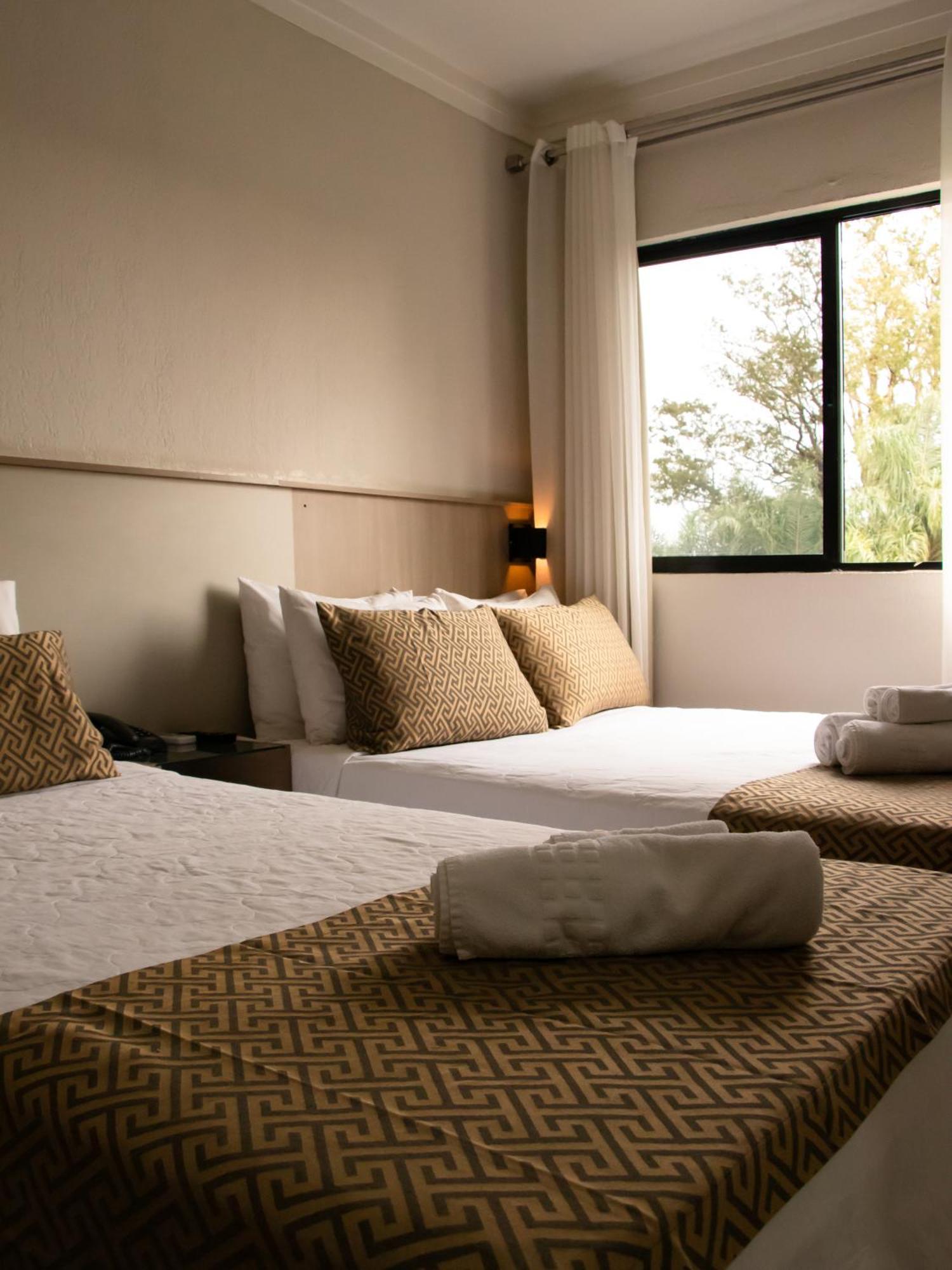 Iguassu Express Hotel Фос-ду-Игуасу Экстерьер фото