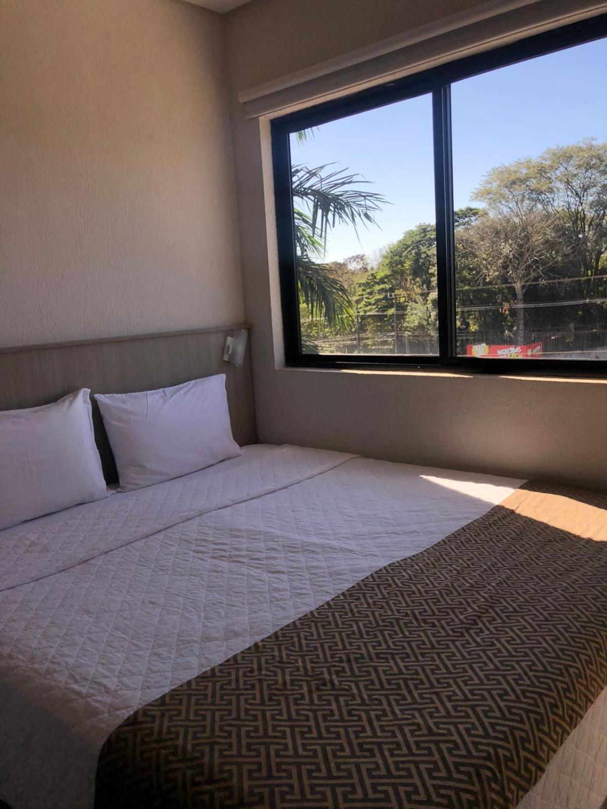 Iguassu Express Hotel Фос-ду-Игуасу Экстерьер фото